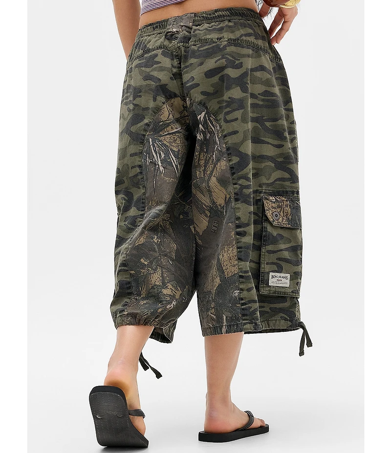 BDG Urban Outfitters Diego Camouflage Printed Cropped Cargo Pants