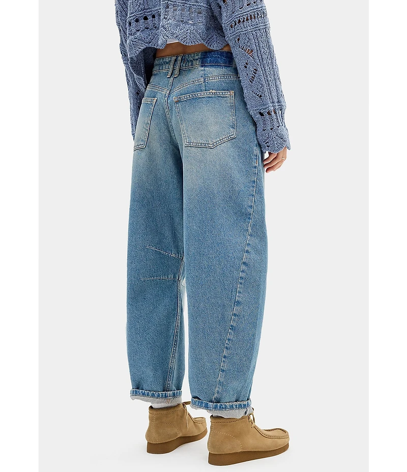 BDG Urban Outfitters Renae Logo-Pocket Barrel Jeans