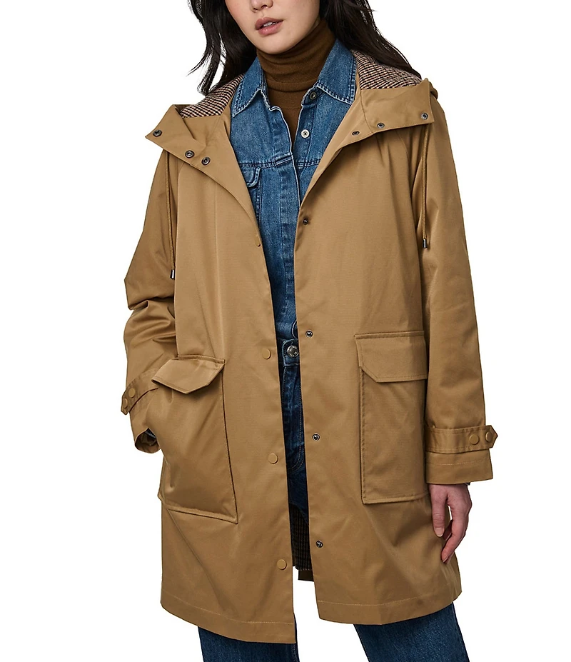 Bernardo Hooded Stand Collar Long Sleeve Draw Cord Raincoat