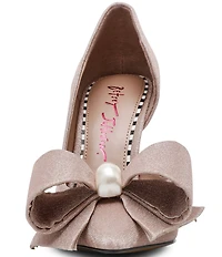 Betsey Johnson Kyliee Oversized Bow and Pearl Ornament Detail Pumps