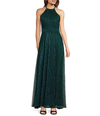 Betsy & Adam Petite Size Metallic Crinkle Halter Neck Sleeveless Gown