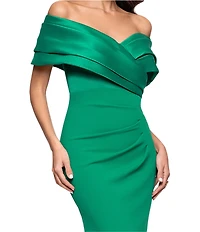 Betsy & Adam Petite Size Off-the-Shoulder Scuba Crepe Dress