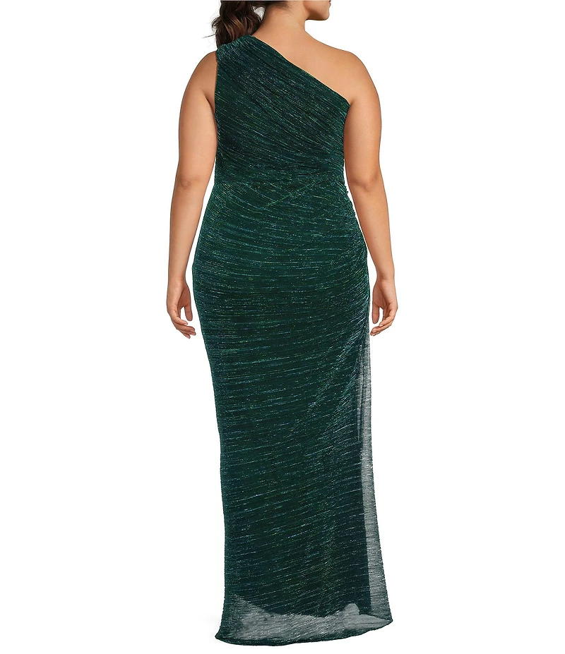 Betsy & Adam Plus Size One Shoulder Asymmetrical Neck Sleeveless Metallic Crinkle Gown