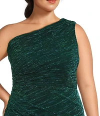 Betsy & Adam Plus Size One Shoulder Asymmetrical Neck Sleeveless Metallic Crinkle Gown
