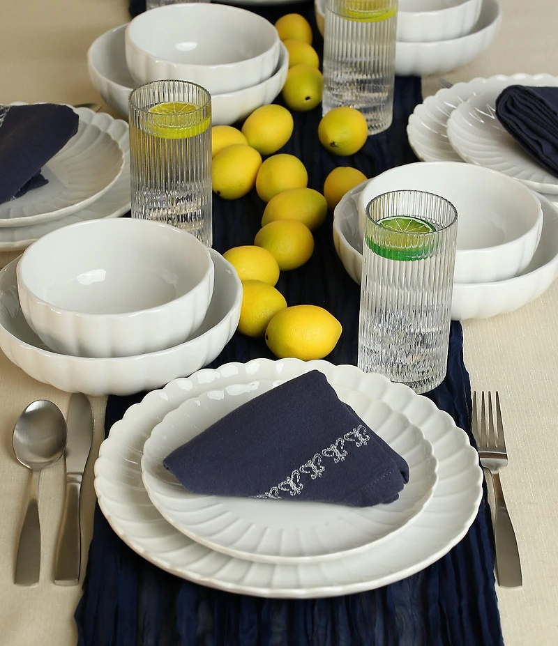 Bia Cordon Bleu Petal Collection 16-Piece Dinnerware Set