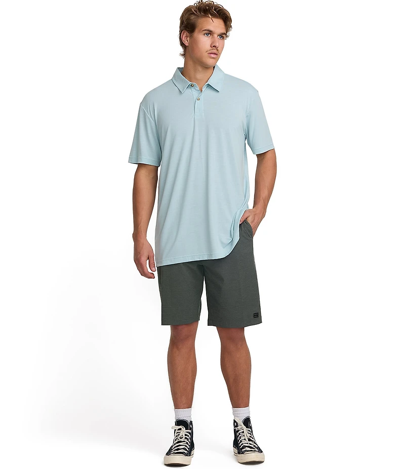 Billabong Crossfire Solid Elastic Submersible 18#double; Inseam Shorts