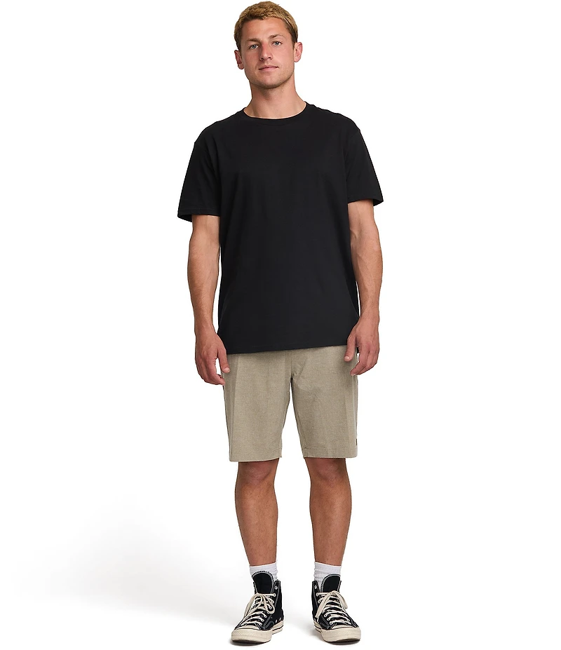 Billabong Crossfire Solid Elastic Submersible 18#double; Inseam Shorts