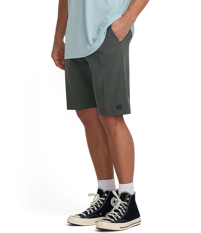 Billabong Crossfire Solid Elastic Submersible 18#double; Inseam Shorts