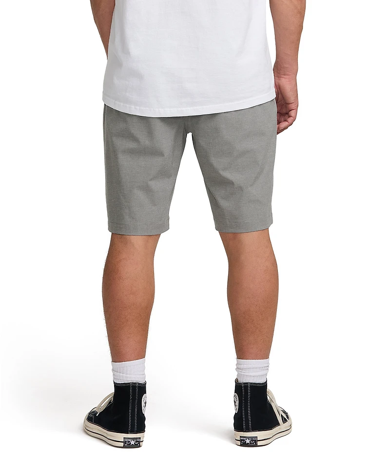 Billabong Crossfire Solid Elastic Submersible 18#double; Inseam Shorts