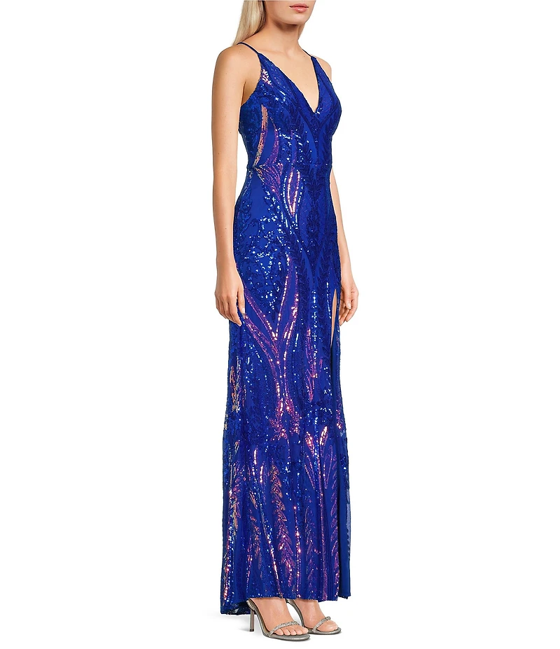 Blondie Nites Sequin Patterned V-Neck Side Slit Ballgown