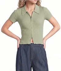Blu Pepper Knit Collared Short Sleeve Front Zip Top