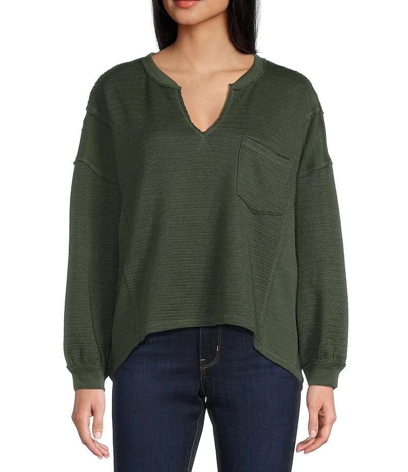 Blu Pepper Knit V-Neck Top