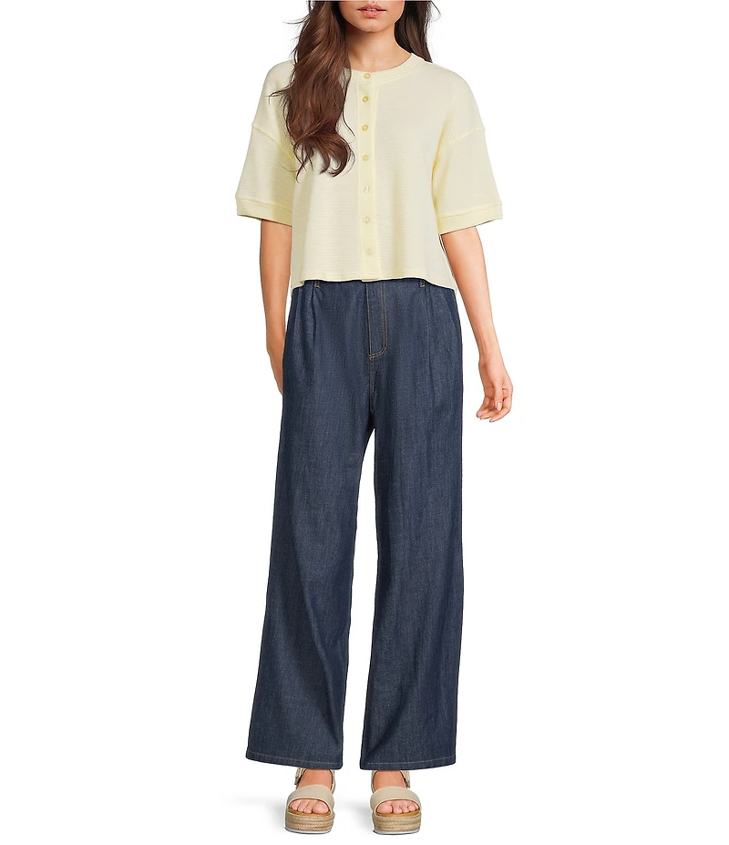 Blu Pepper Short Sleeve Button Front Top Tee