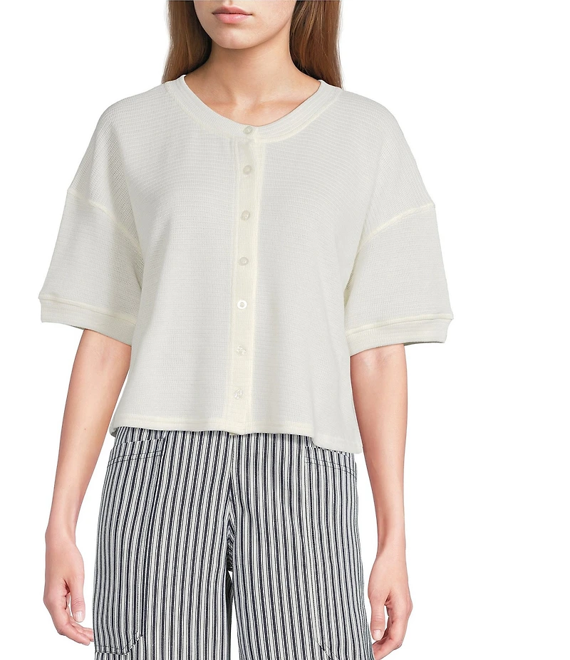 Blu Pepper Short Sleeve Button Front Top Tee