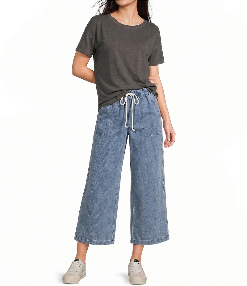 Blu Pepper Short Sleeve Exposed Seam Knit Top