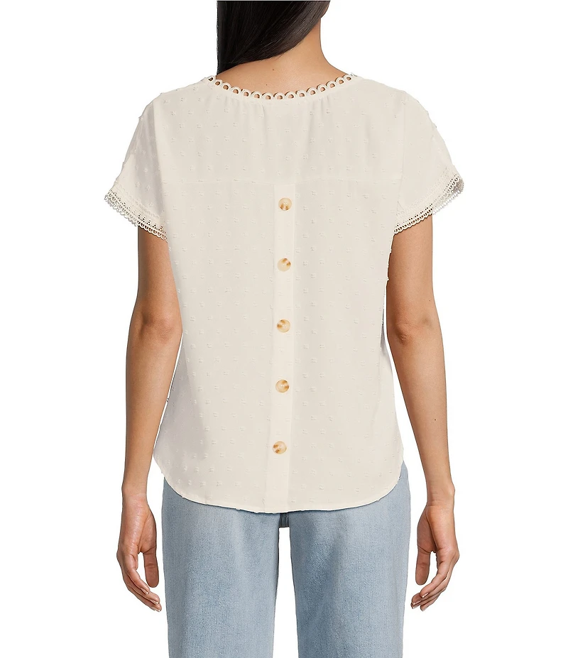 Blu Pepper Short Sleeve V-Neck Scallop Lace Trim Top