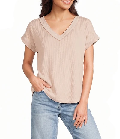 Blu Pepper Textured Rib Knit V-Neck Short Sleeve Top