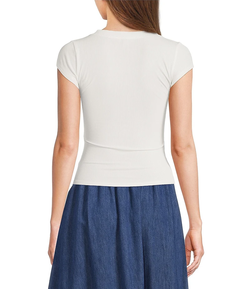 Blu Pepper V-Neck Short Sleeve Half Snap Button Knit Top