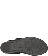 Born Sapphire Leather Wrapped Buckle Wege Sandals