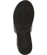 Brioso Lina Leather Closed Back Wedge Shooties