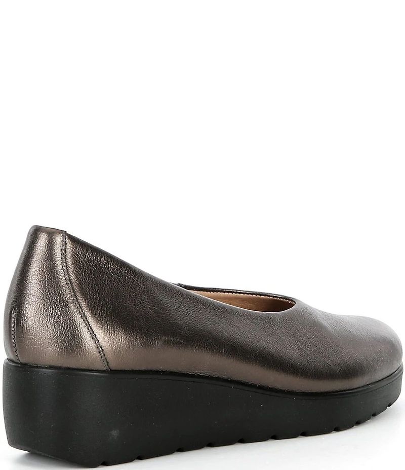 Brioso Waverly Leather Sweetheart Wedge Pumps