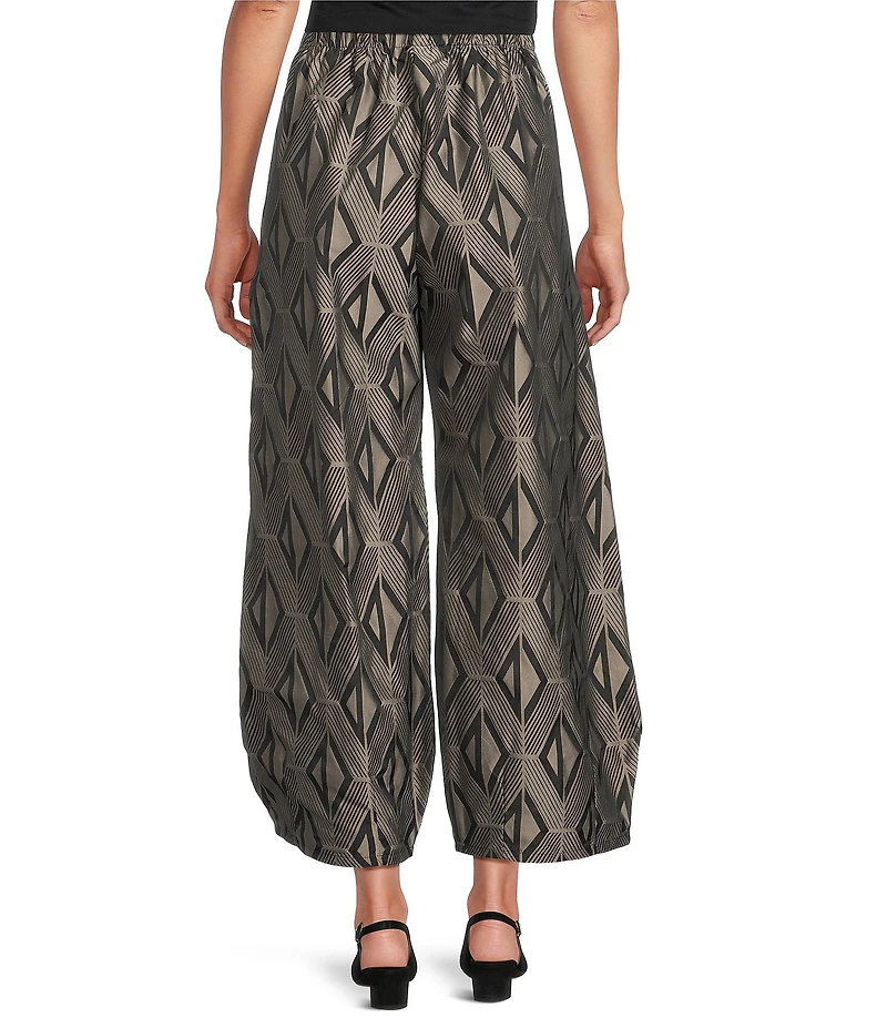 Bryn Walker Medina Coordinating Aswan Memory Crunch Jacquard Elastic Waist Tapered Wide Leg Pants