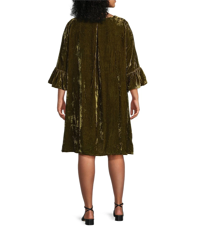 Bryn Walker Plus Phryne Maltinto Velvet Round Neck 3/4 Bell Sleeve Dress