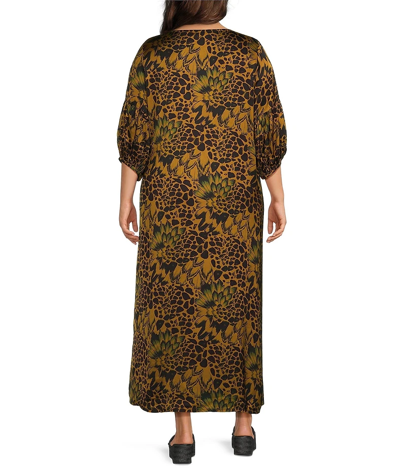Bryn Walker Plus Size Feather Print Round Neck 3/4 Sleeve Oversized Dress