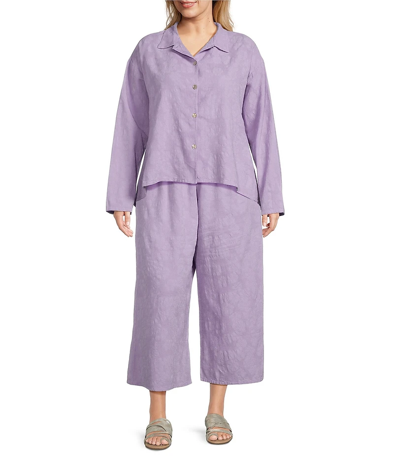 Bryn Walker Plus Size Jacquard Floral Textured Notch Collar 3/4 Sleeve Oversized Button Front Shirt