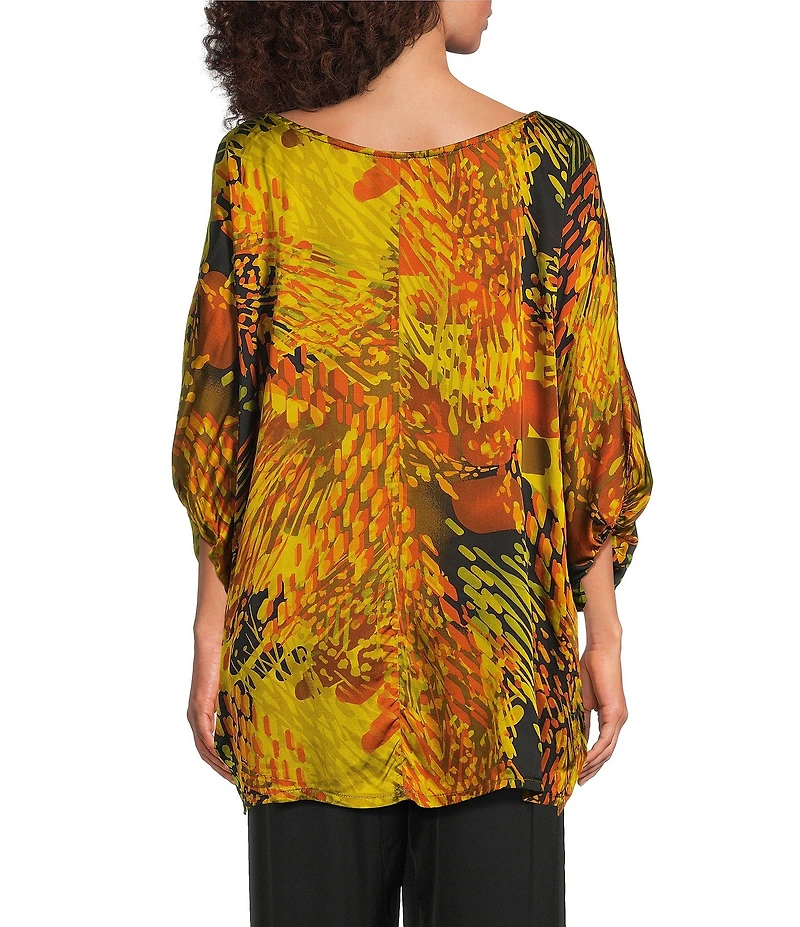 Bryn Walker Wilder Satiny Woven Encanto Print Round Neck Elbow Dolman Sleeve Oversized Tunic