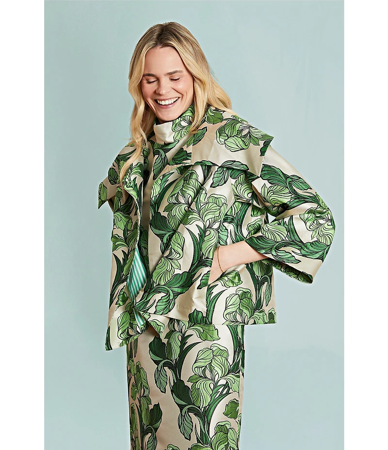 Buru Grace Printed Brocade Oversized Point Collar 3/4 Sleeve Cropped Coat