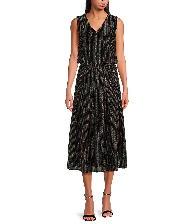 Buru Mod Brocade Woven Shimmer V-Neck Sleeveless Button Back Coordinating Boxy Crop Top