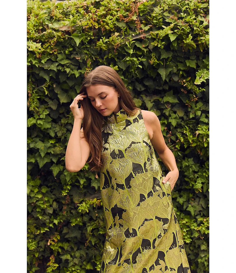 Buru Mod Coral Iris Print Mock Neck Sleeveless Shift Maxi Dress