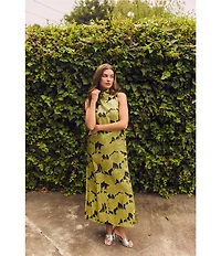 Buru Mod Coral Iris Print Mock Neck Sleeveless Shift Maxi Dress