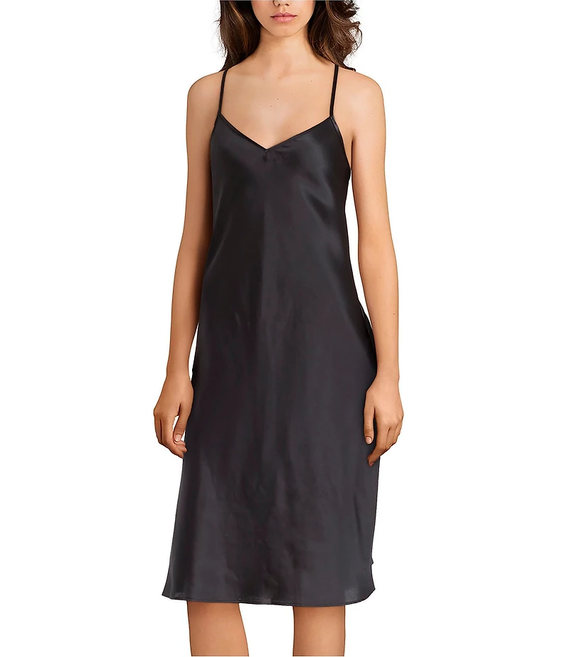 Cabernet Woven Solid Satin Sleeveless V-Neck Pocketed Chemise