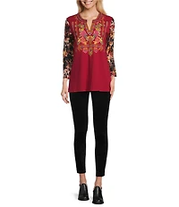 Calessa Embroidered Velvet Tie-Dye Knit Split V-Neck 3/4 Sleeve Tunic