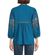 Calessa Petite Size Crinkle Textured Ikat Embroidered Split V-Neck Wrist Sleeve Button Front Tunic
