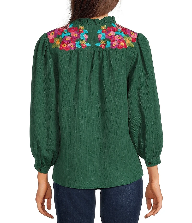 Calessa Petite Size Embroidered Crinkle Ruffled Split V-Neck 3/4 Sleeve Tunic