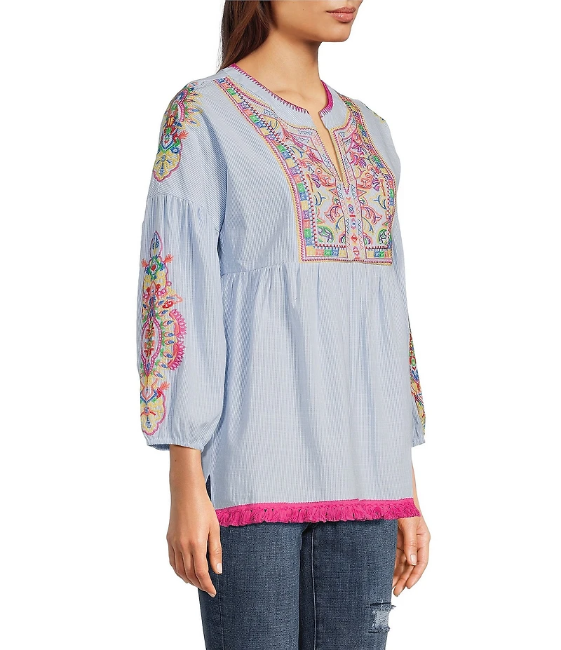 Calessa Petite Size Embroidered Patchwork Split Round V-Neck 3/4 Sleeve Tunic