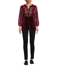 Calessa Petite Size Embroidered Split V-Neck 3/4 Floral Sleeve Velvet Knit Tunic