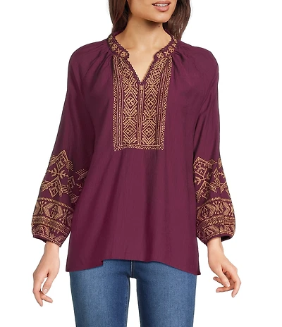 Calessa Petite Size Embroidered Split V-Neck Wrist Length Sleeve Tunic
