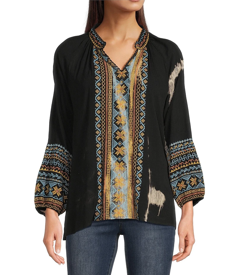 Calessa Petite Size Embroidered Split V-Neck Long Sleeve Tunic