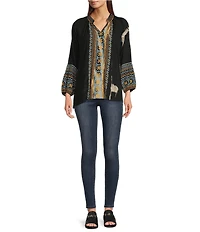 Calessa Petite Size Embroidered Split V-Neck Long Sleeve Tunic