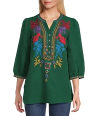 Calessa Petite Size Embroidered Split V-Neck 3/4 Sleeve Tunic