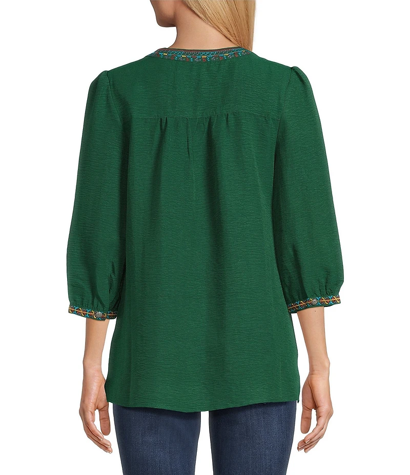 Calessa Petite Size Embroidered Split V-Neck 3/4 Sleeve Tunic