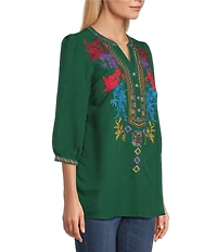 Calessa Petite Size Embroidered Split V-Neck 3/4 Sleeve Tunic