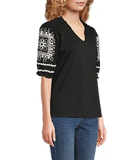 Calessa Petite Size Embroidered Split V-Neck Short Balloon Sleeve Blouse