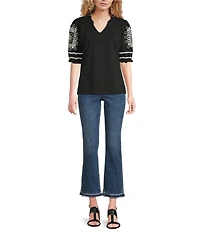 Calessa Petite Size Embroidered Split V-Neck Short Balloon Sleeve Blouse