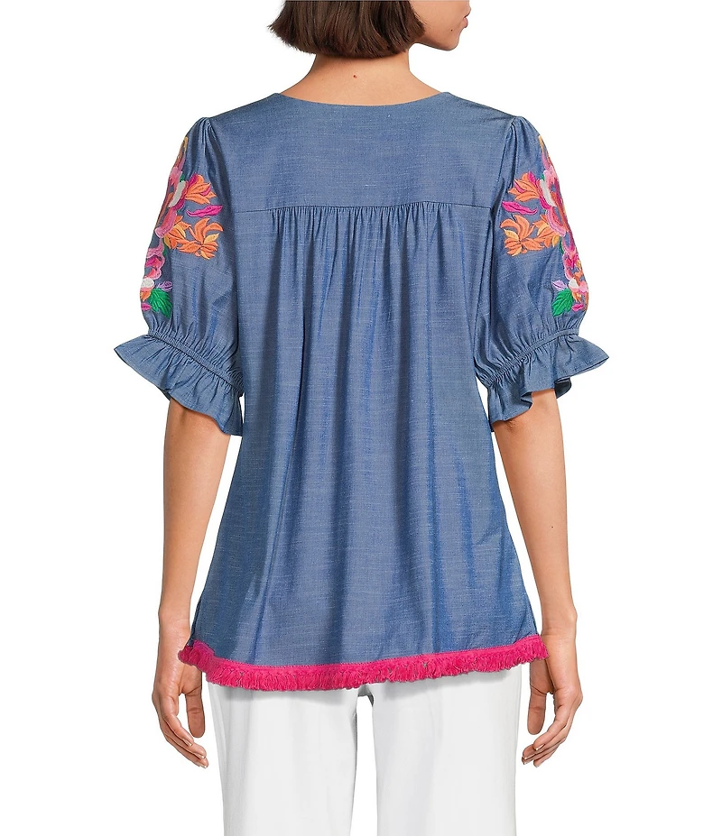 Calessa Petite Size Embroidered Square Neck Short Sleeve Tunic