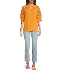 Calessa Petite Size Split V-Neck Embroidered Elbow Balloon Sleeve Tunic